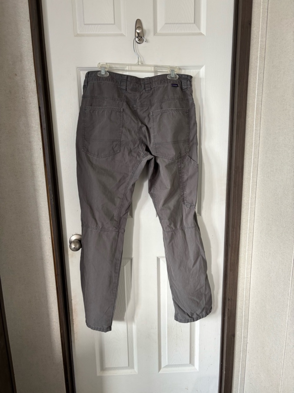 Patagonia Men's Gray Straight-Leg Chinos - Picture 5 of 8